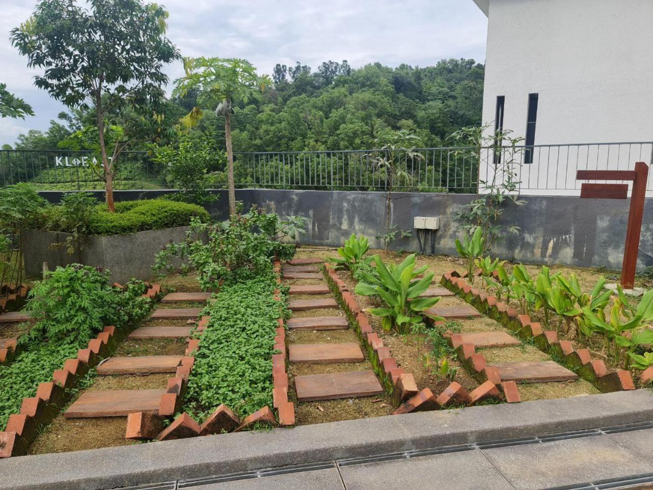 Bique's - Kl East, The Ridge - 3 Bedroom's